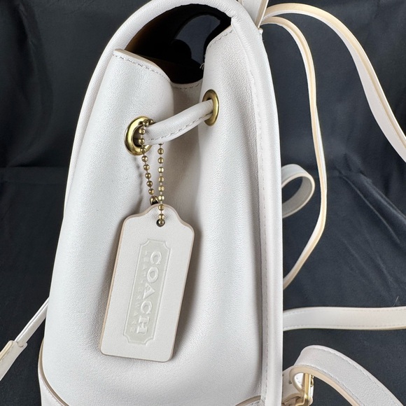 Coach Turnlock Backpack 3334 - Picture 4 of 16